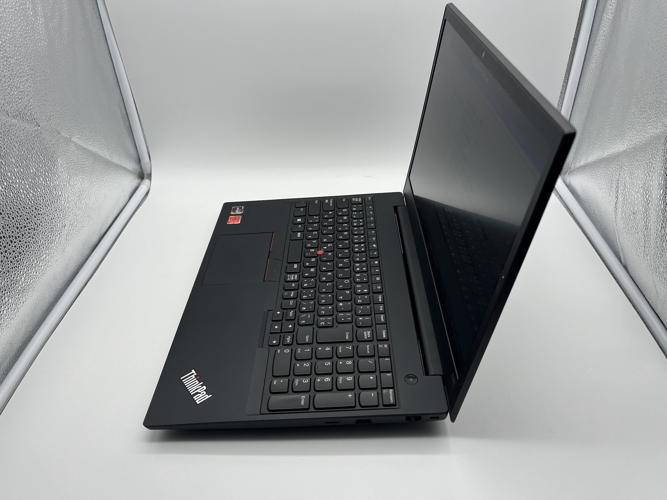 Ryzenノート ThinkPad E585写真4