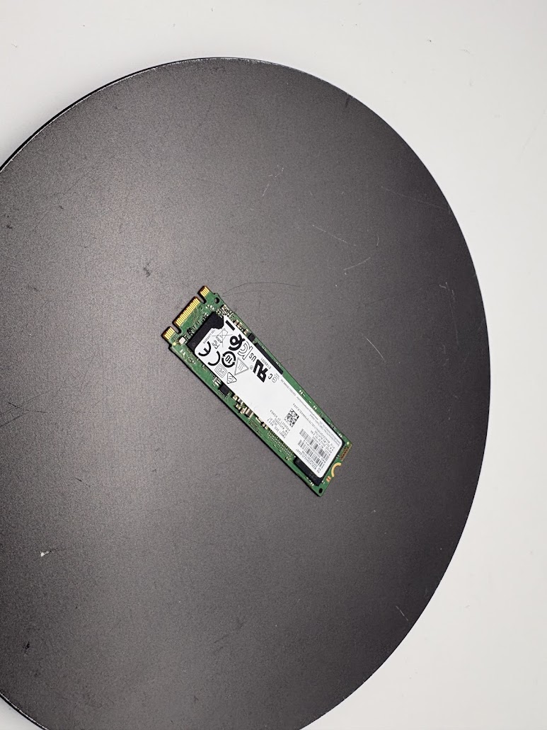 M.2 SATA SSD 256G その4