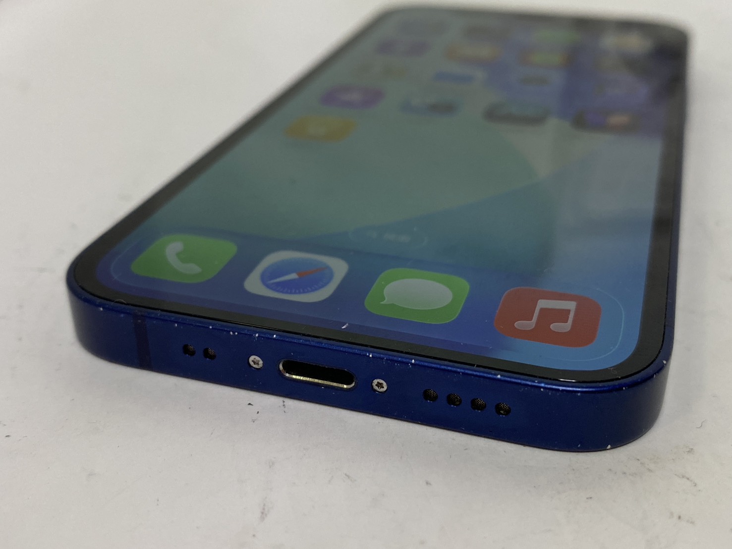 【C】iPhone 12 mini 64GB SIMフリー写真4
