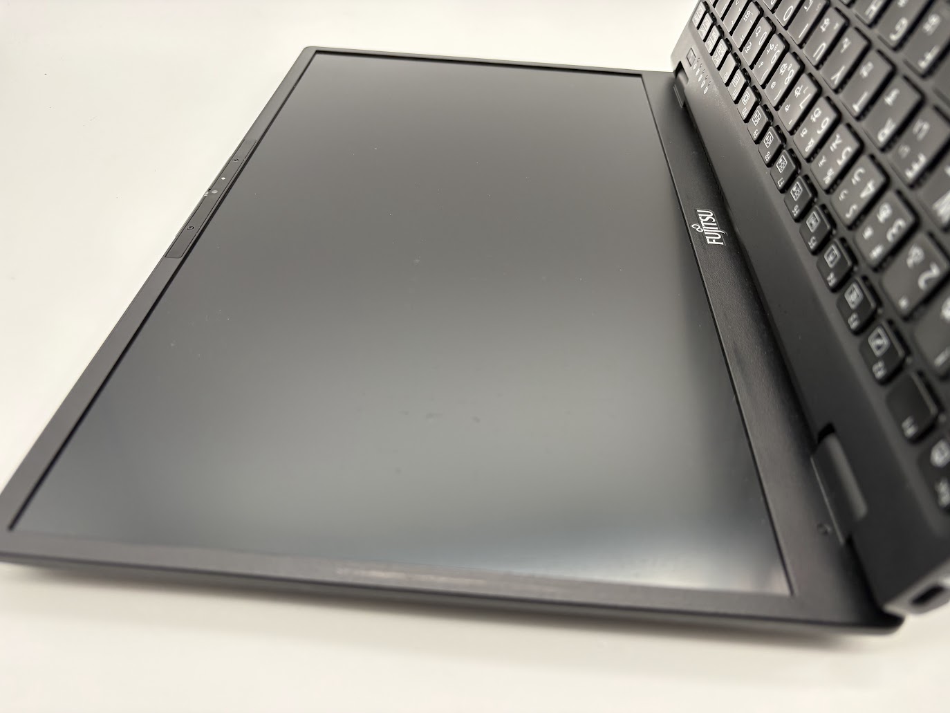 富士通12世代ノート LIFEBOOK U9312/K写真4