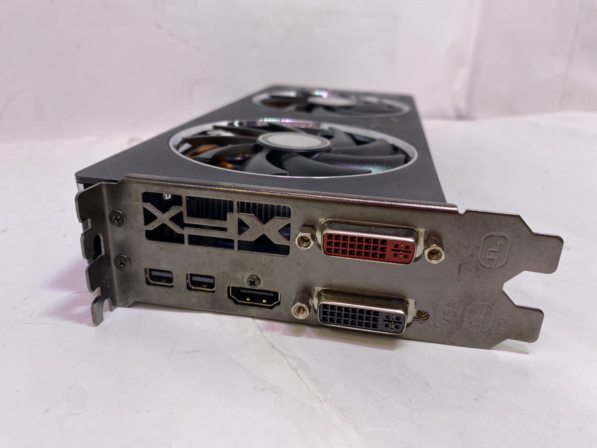 【D】R9-270X-CD写真2