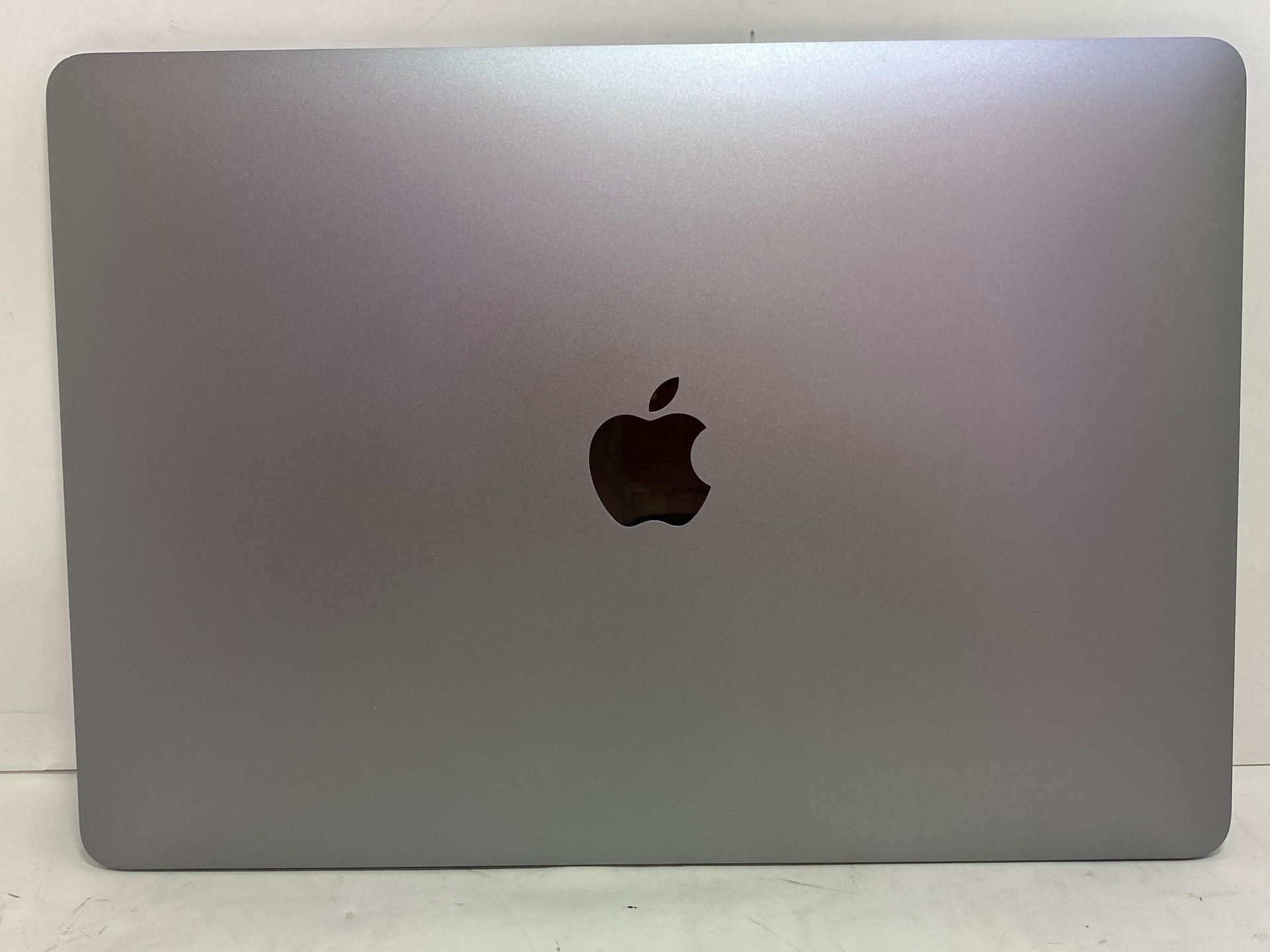 【A】MacBook Air (M1, 2020) A2337写真3
