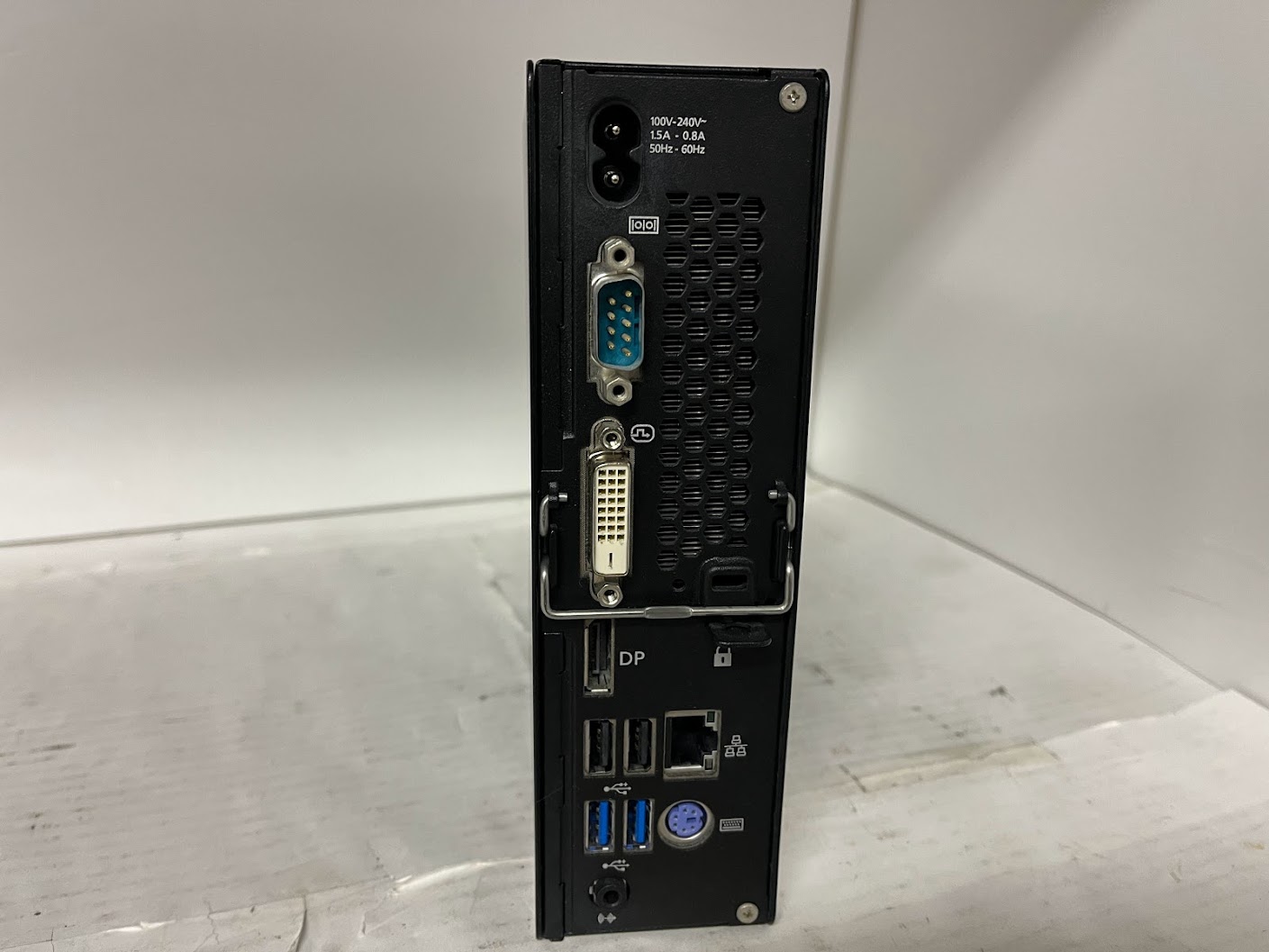 富士通 - 富士通　ミニPC ESPRIMO Q556/R FMVB10001 動作品 富士通 - 富士通 ミニPC ESPRIMO Q556/R FMVB10001 動作品の通販