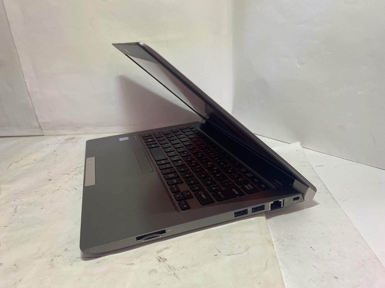 TOSHIBA(東芝) dynabook R63/H (PR63HTC4447AD11)の激安通販(詳細情報 