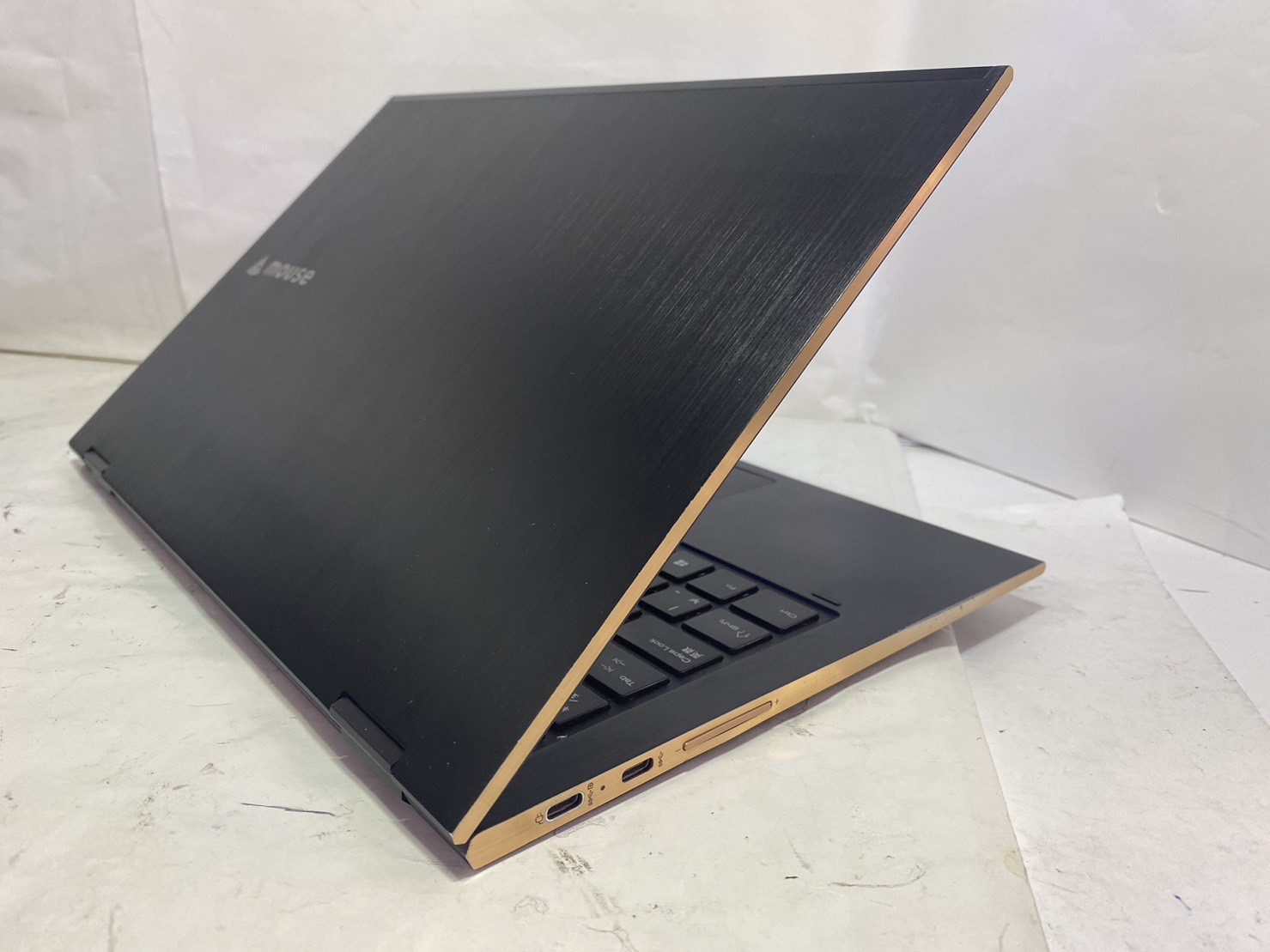 mouse - m-Book U400S 箱付き 高性能でロングライフな上にファンレスで静か ペン付きPCの決定