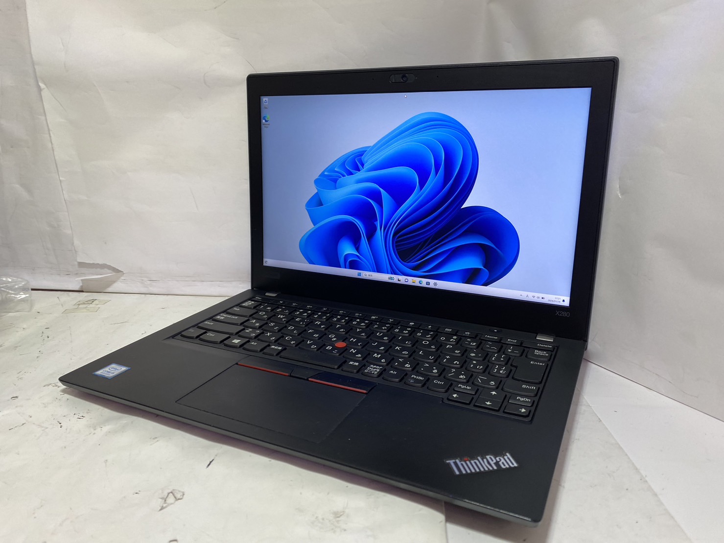 レノボ(lenovo)ThinkPad X280(20KECTO1WW)【要注意】 - ノートパソコン