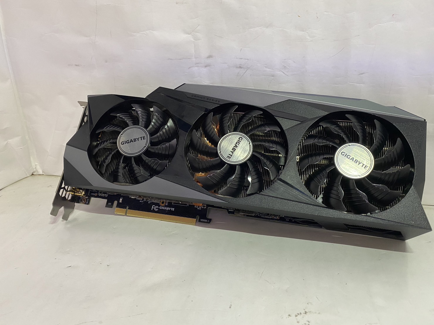 AORUS GeForce RTX3090 MASTER24Gグラフィックボード