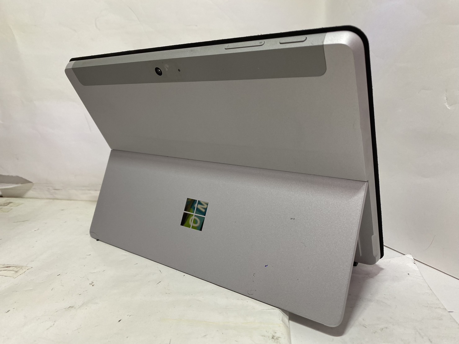 Microsoft Surface Go 1824の激安通販(詳細情報) - パソコンショップパウ