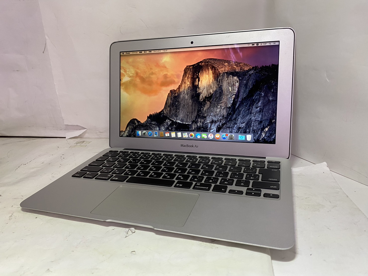 ノートPCApple MacBook Air Early 2015 A1465