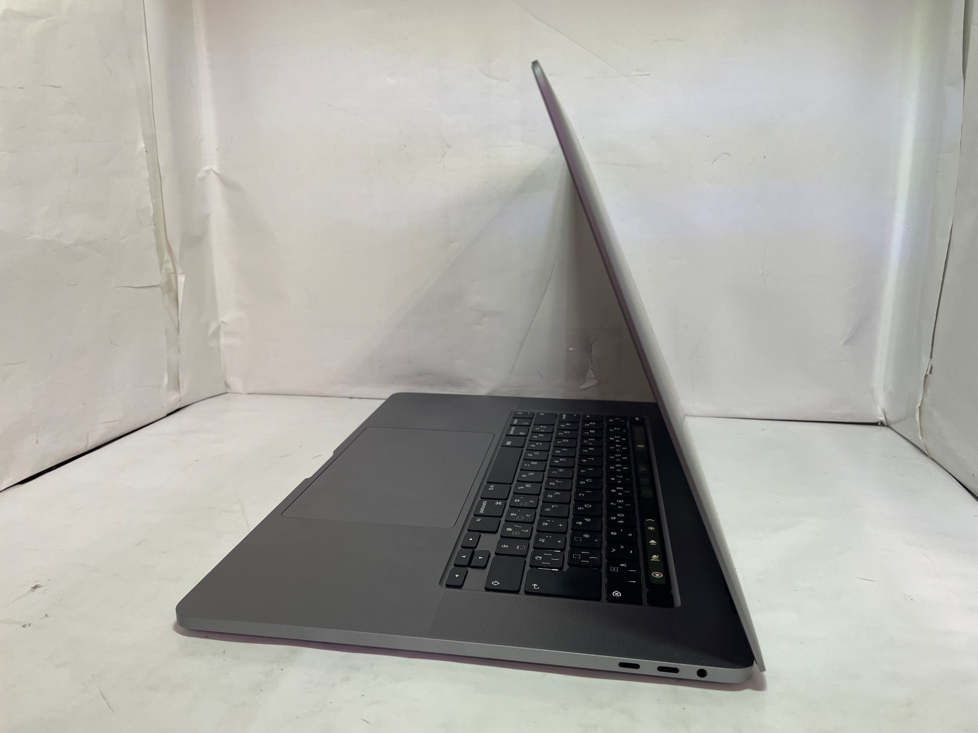 APPLE(アップル) MacBook Pro (16-inch, 2019) A2141の激安通販(詳細 