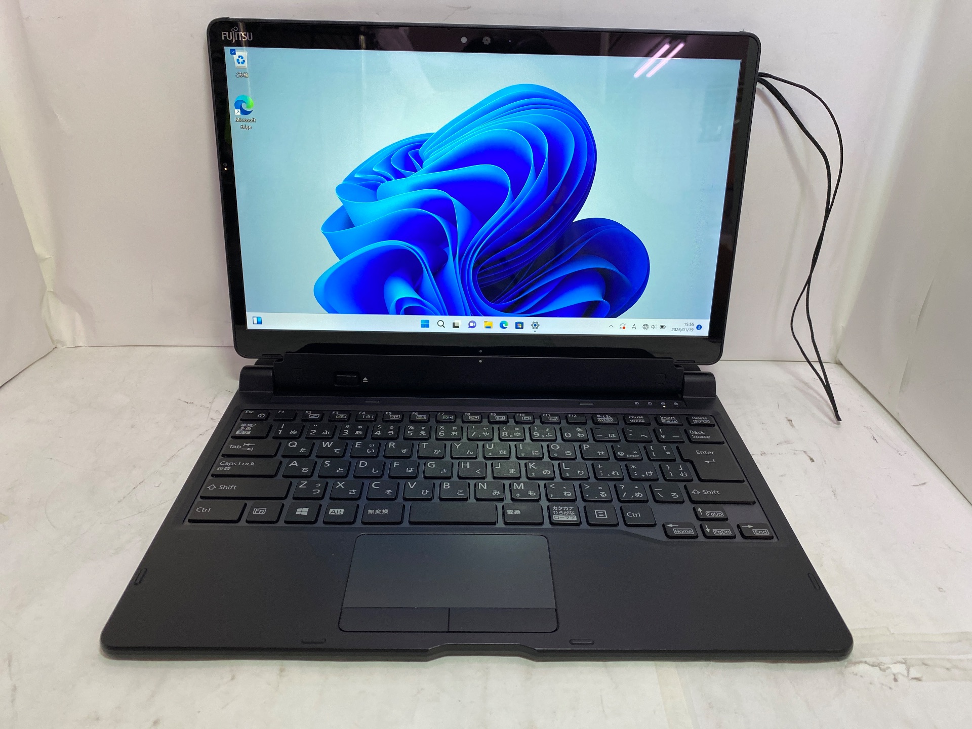 FUJITSU(富士通) ARROWS Tab Q738/SB FARQ19001