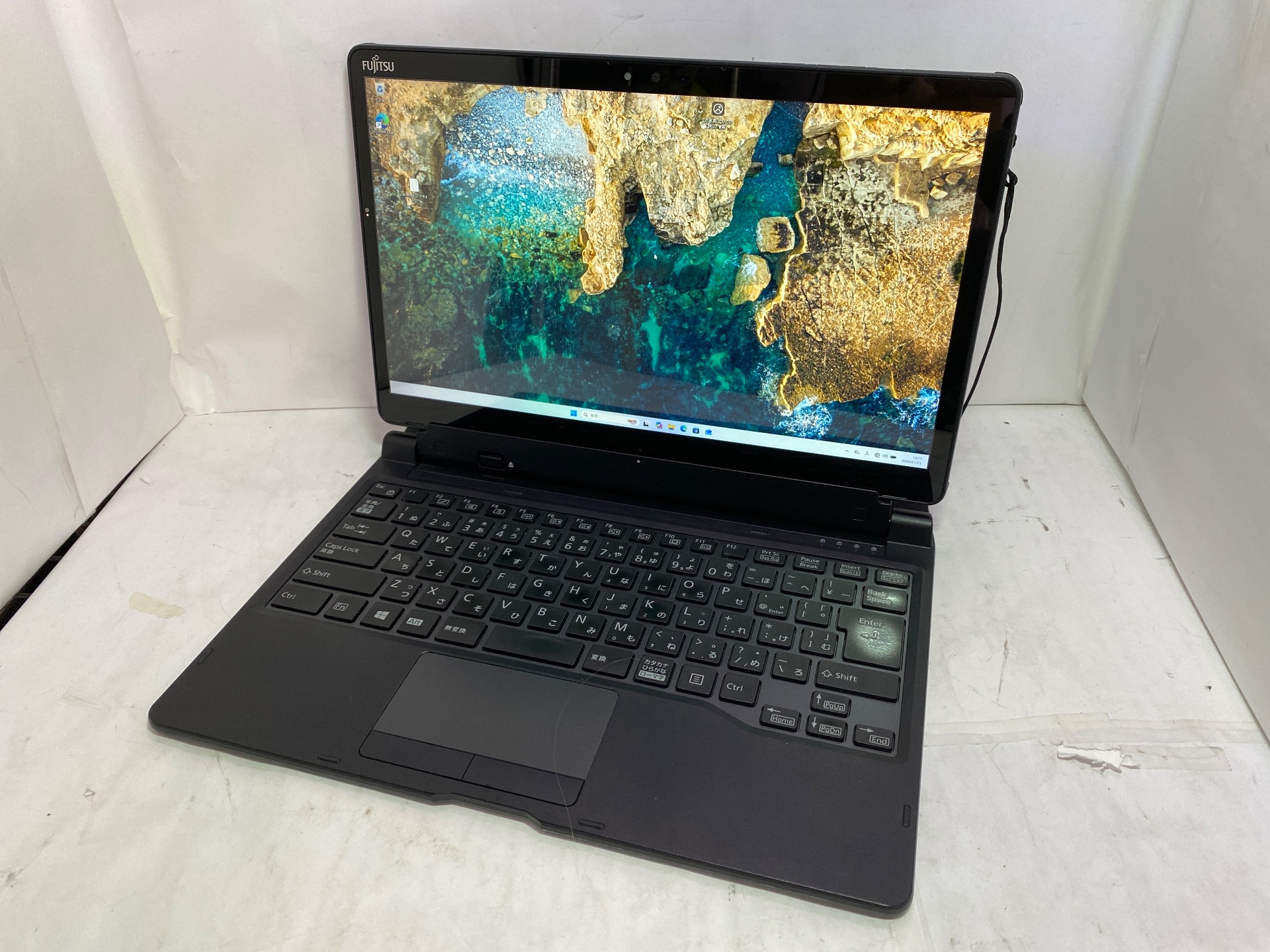 FUJITSU(富士通) ARROWS Tab Q738/SB FARQ19001