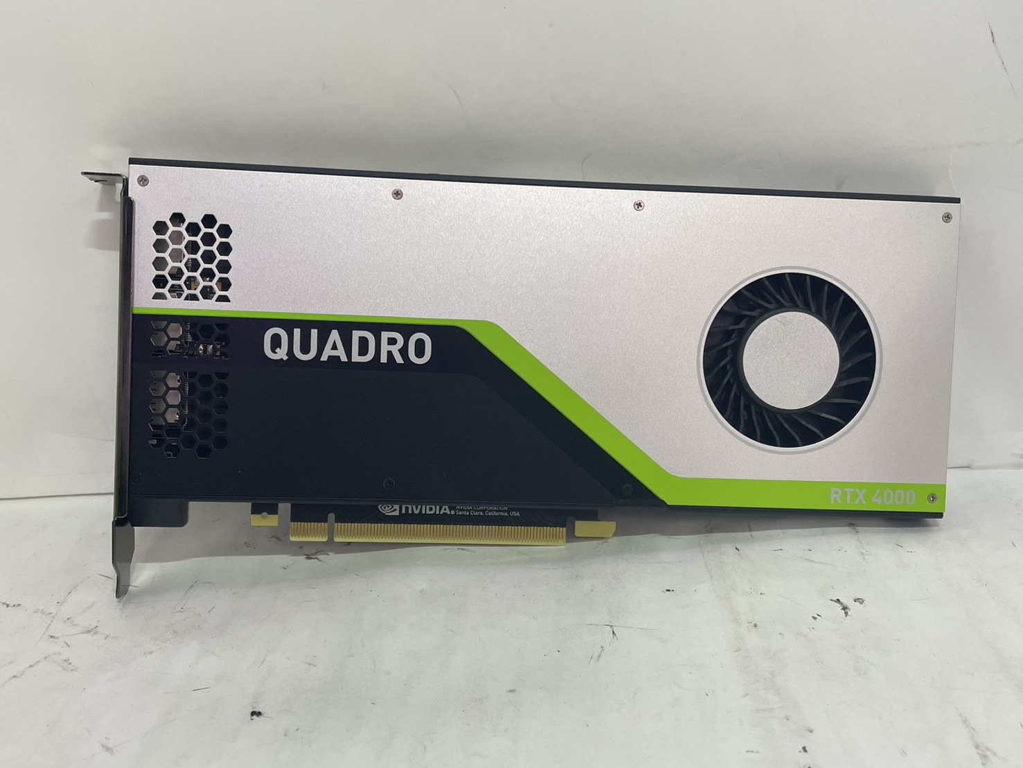 NVIDIA Quadro RTX 4000 NVQRTX4000 [PCIExp 8GB]
