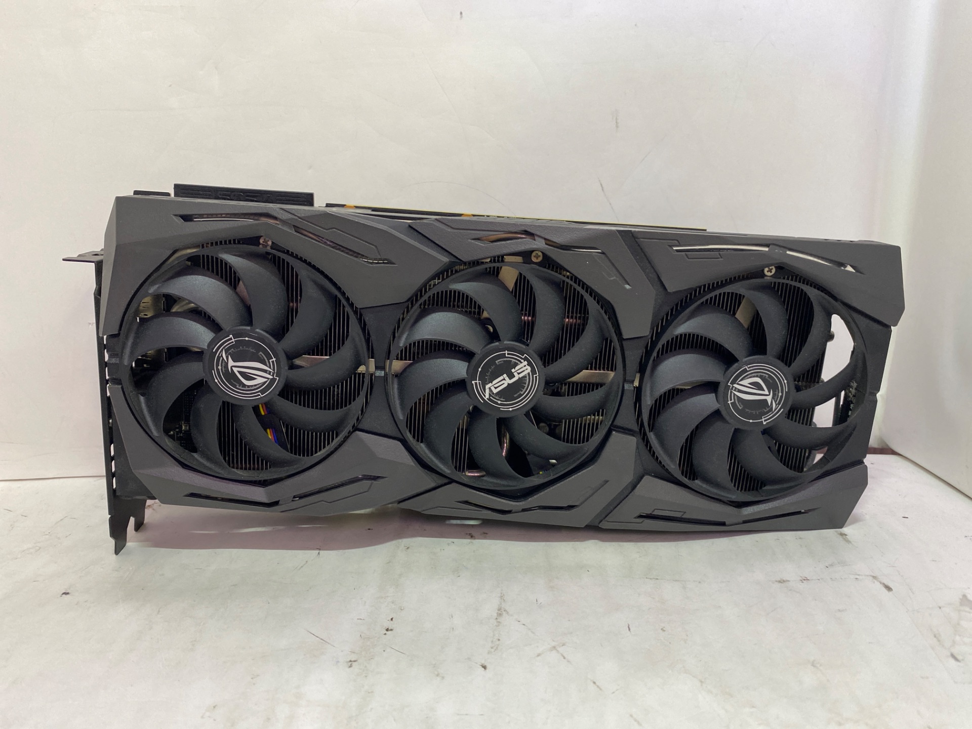 ASUS(アスース) ROG-STRIX-RTX2070S-A8G-GAMING [PCIExp 8GB]