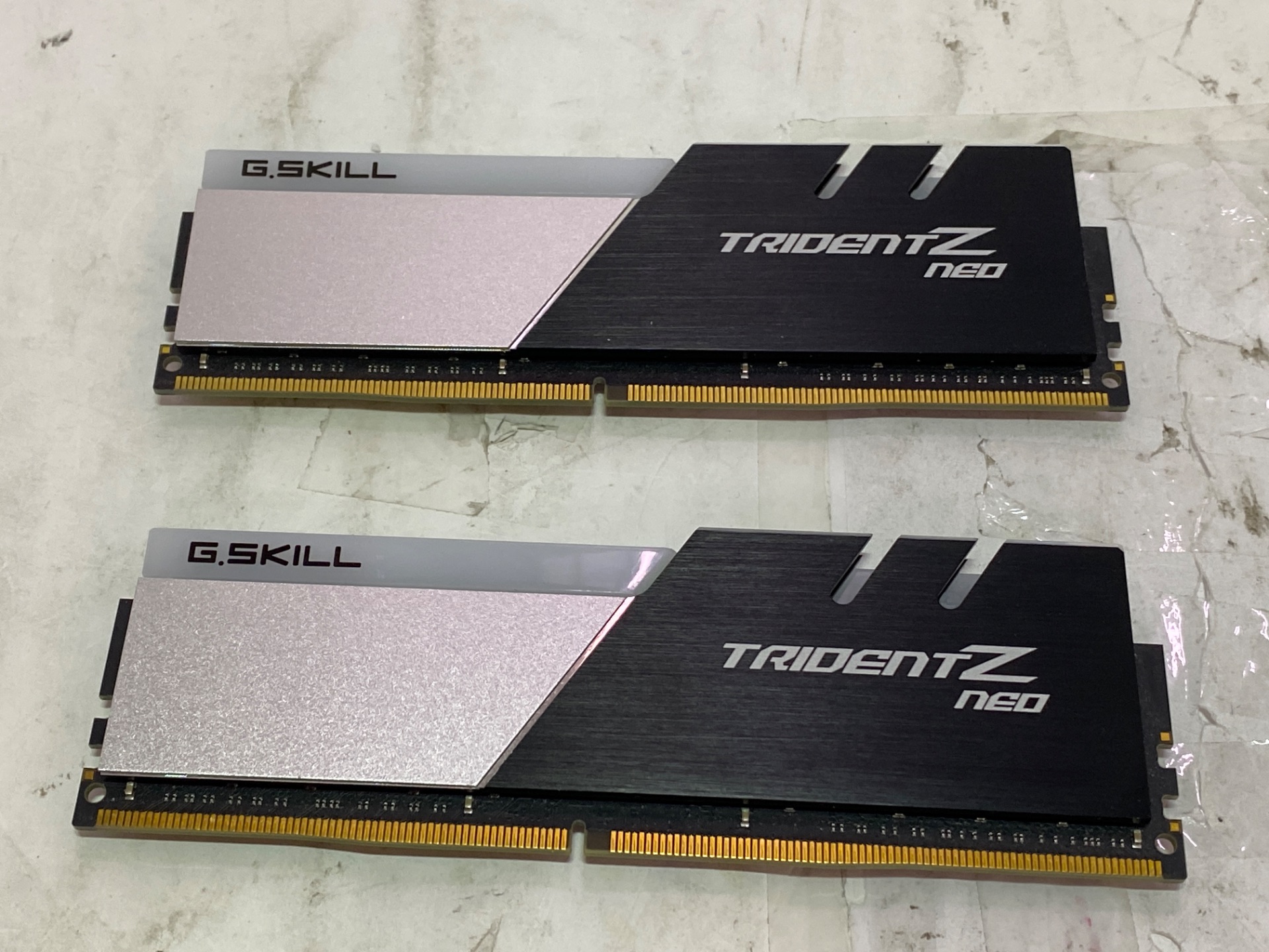 G.Skill F4-3600C16D-32GTZNC [DDR4 PC4-28800 16GB 2枚組]