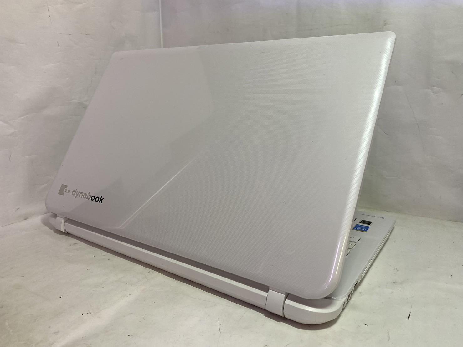 TOSHIBA(東芝) dynabook T85/NWS PT85NWS-HHA3の激安通販 - パソコン