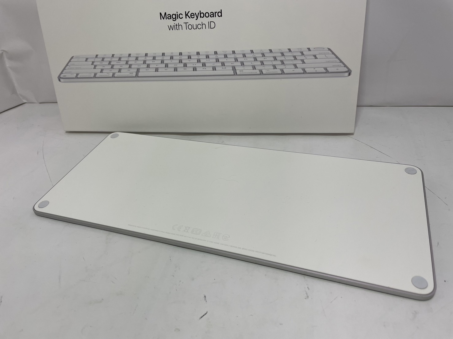 美品 Touch ID US ひろき Apple Magic Keyboard （SS）