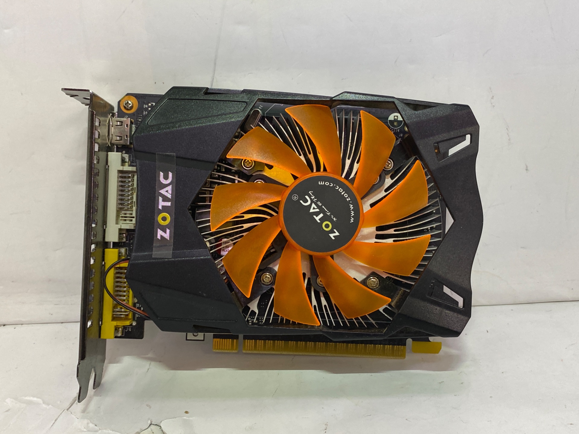 ZOTAC ZOTAC GeForce GTX 750 Ti 2GB ZTGTX750TI-2GD5R01/ZT-70601-10M [PCIExp 2GB]