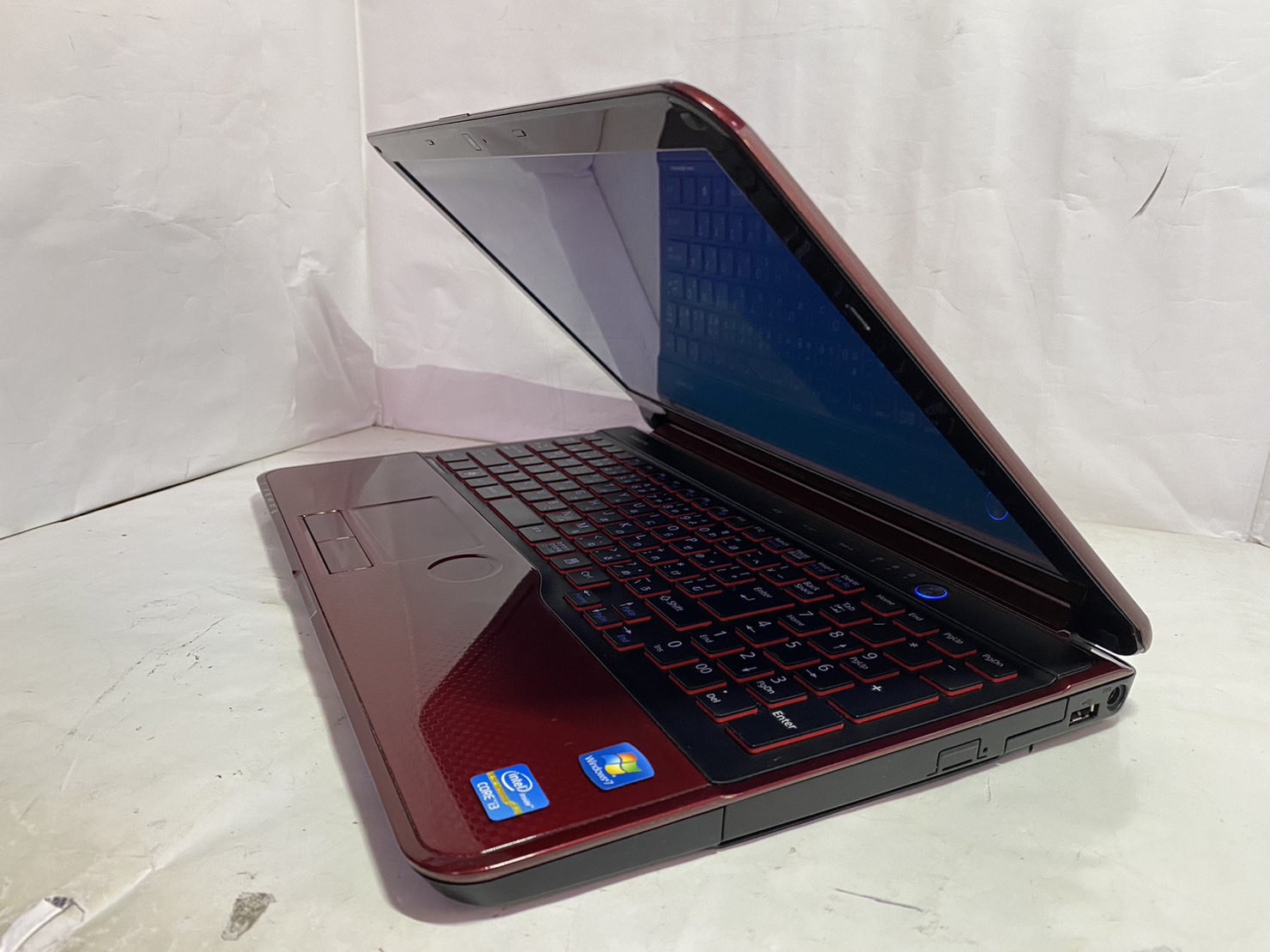 FUJITSU(富士通) LIFEBOOK AH54/E (FMVA54ER)の激安通販(詳細情報) - パソコンショップパウ