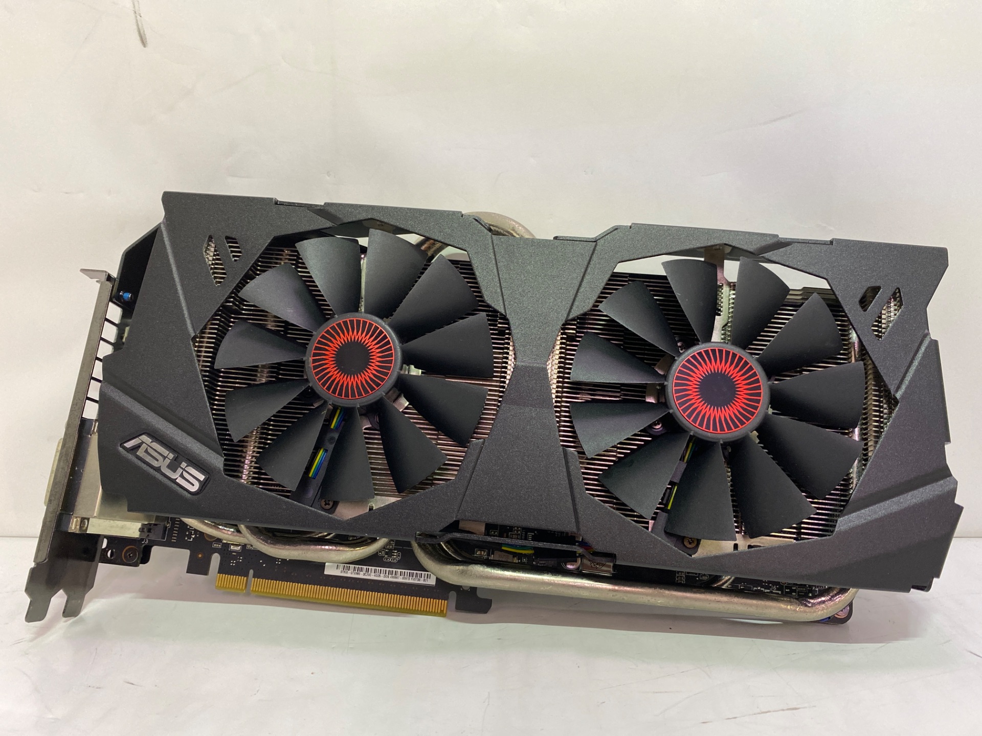 ASUS(アスース) STRIX-GTX980-DC2OC4GD5