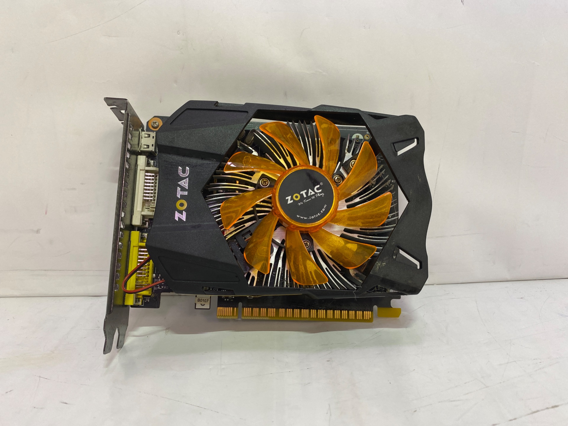 ZOTAC ZOTAC GeForce GTX 750 1GB ZTGTX750-1GD5R01/ZT-70701-10M [PCIExp 1GB]