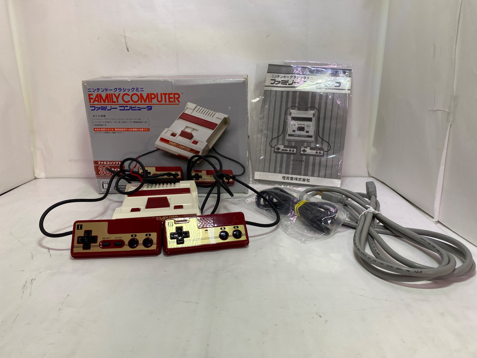 Nintendo ニンテンドークラシックミニ ファミリーコンピュータ