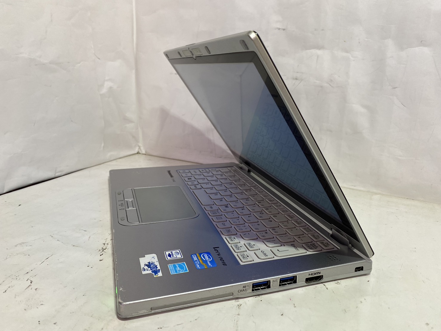 Panasonic　CF-AX2BEEBP　ジャンク品　アダプタ無し