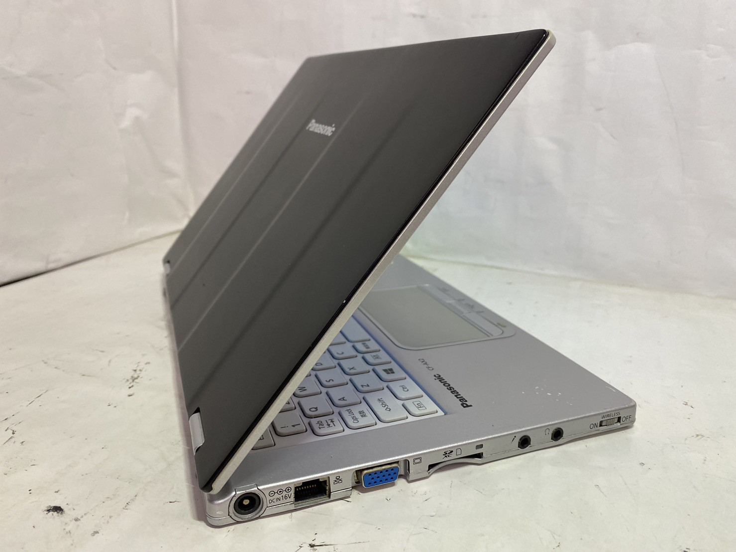 Panasonic　Let's note　CF-AX2 Panasonic Toughbook CF-AX2 | English - YouTube