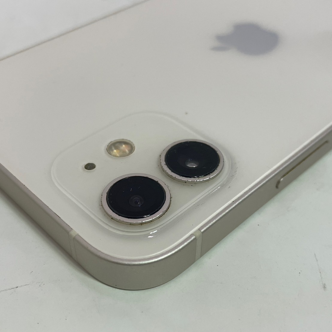 APPLE(アップル) iPhone 12 64GB SIMフリー [ホワイト]の激安通販(詳細 