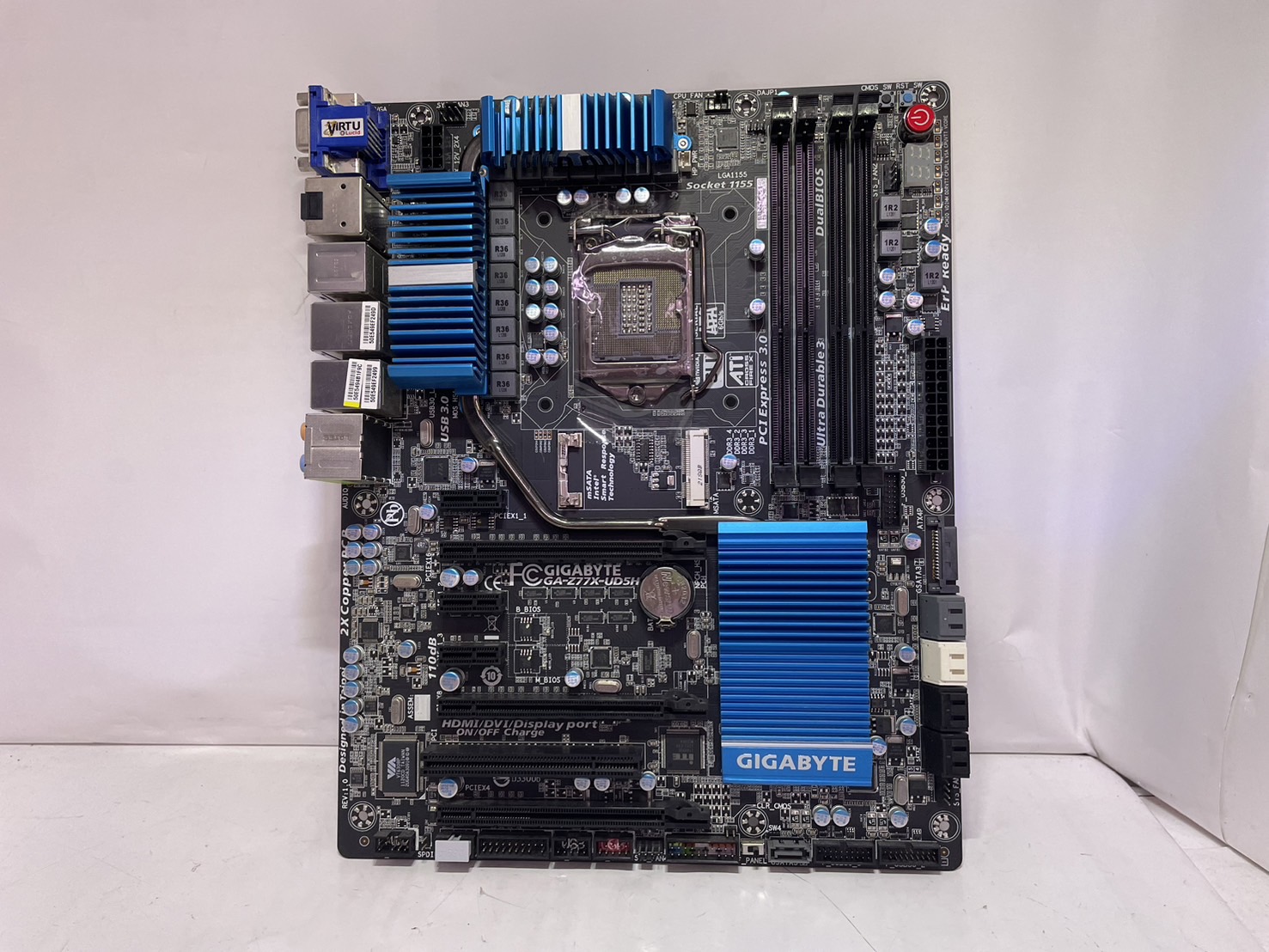 thumbnail image 2 of Gigabyte GA-Z77X-UD5H BIOS Chip – Replacement Motherboard IC – New 2 of 5