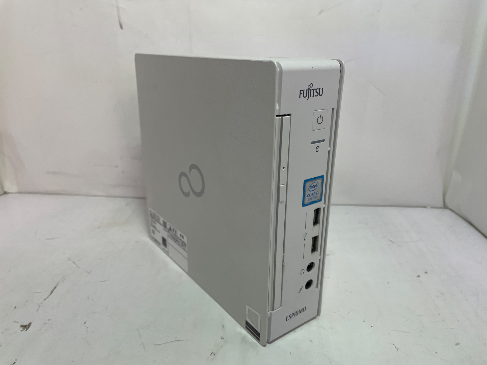 FUJITSU(富士通) ESPRIMO Q558/V FMVB12005