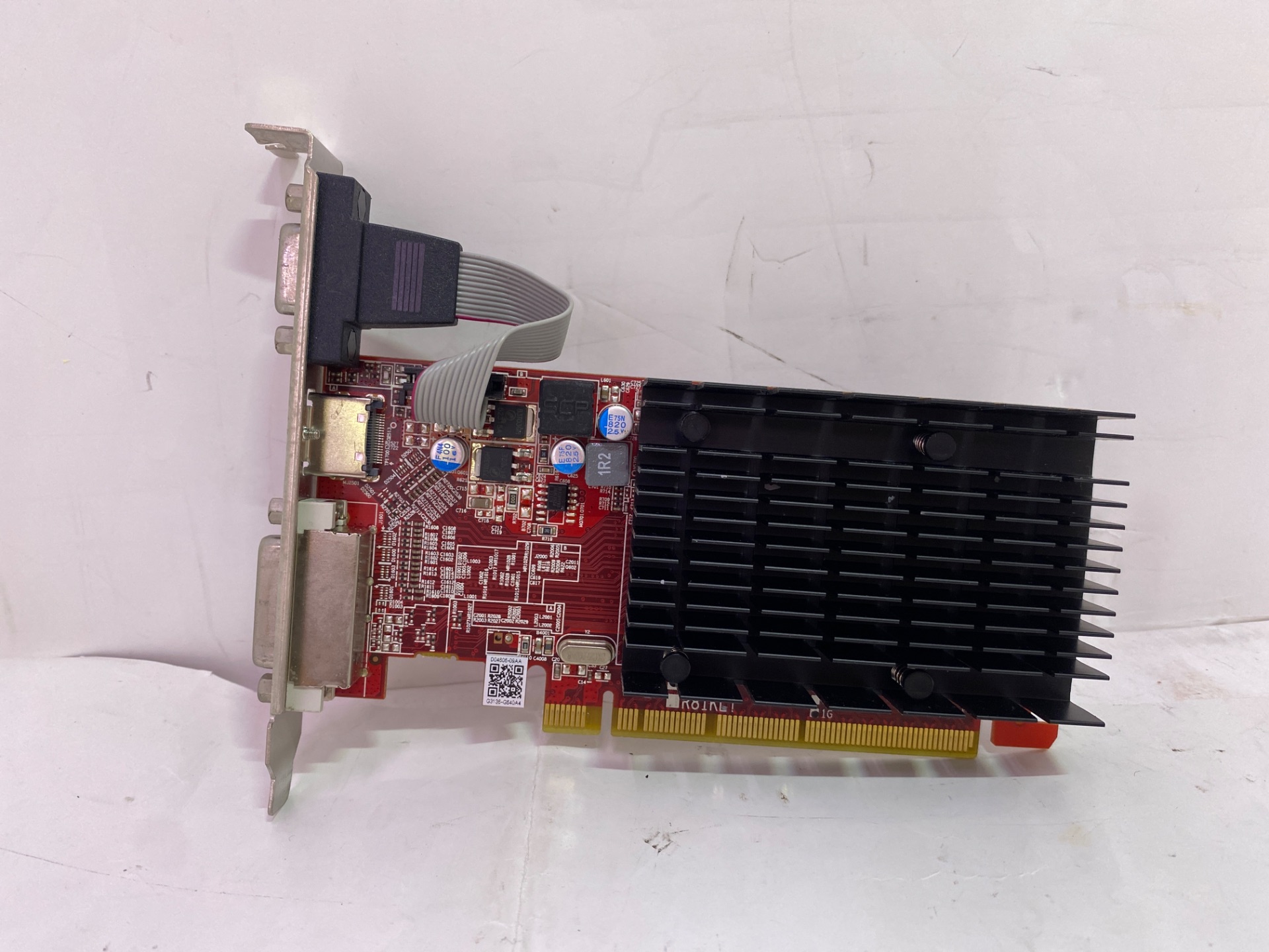  Radeon HD6450 1GB HDMI DVI R91KLT LP