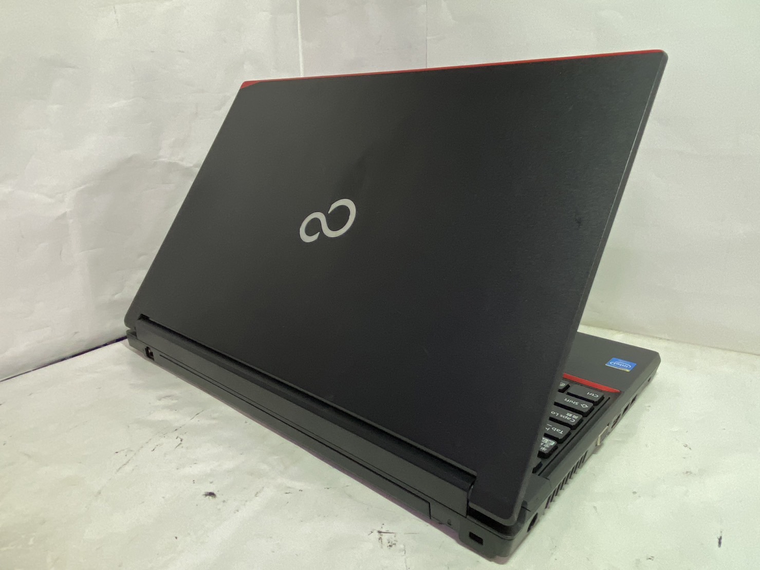 Fujitsu LIFEBOOK A574/KX ジャンク Fujitsu LIFEBOOK A574/KX ジャンク