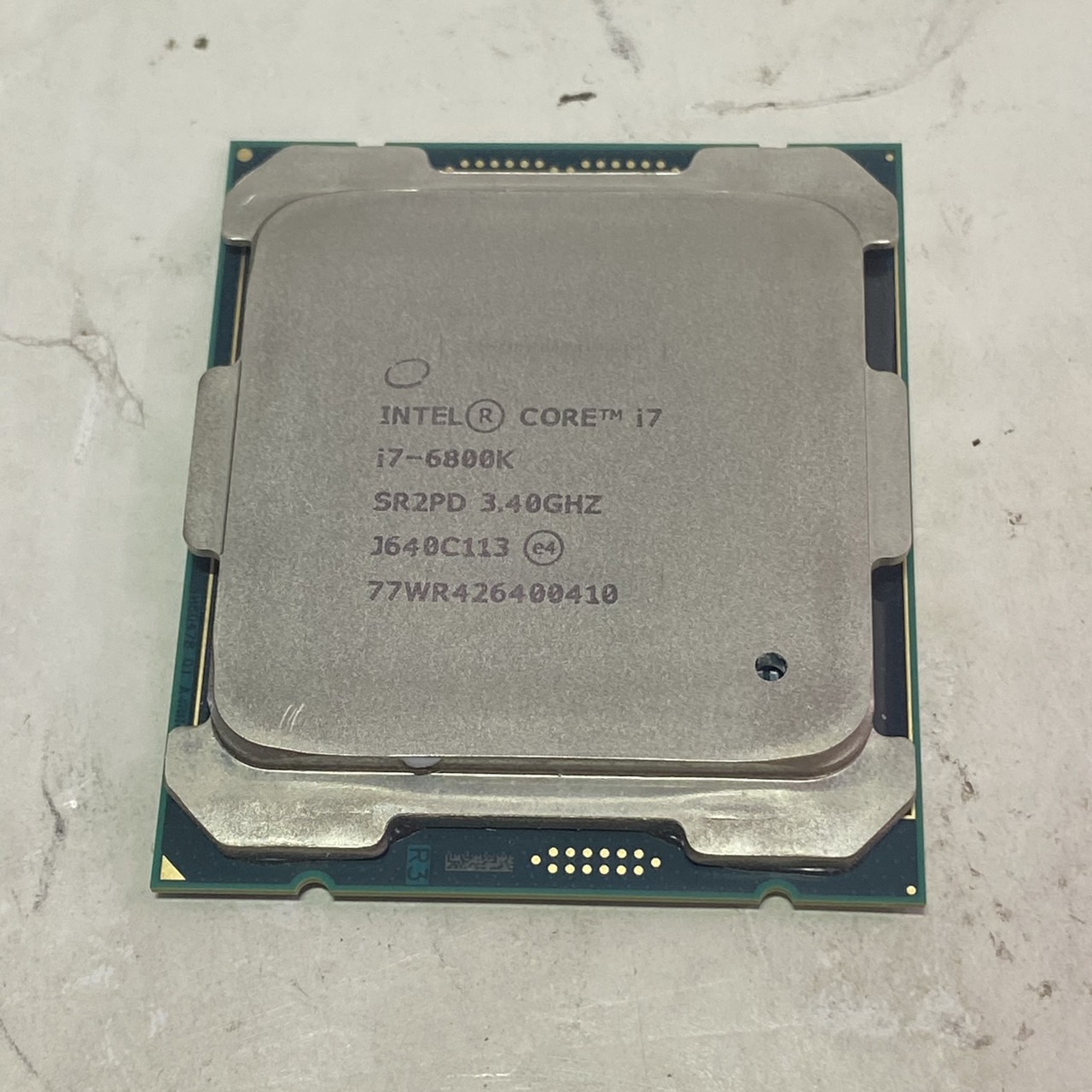 Intel Core I7  XEON E5  CPU　インテル