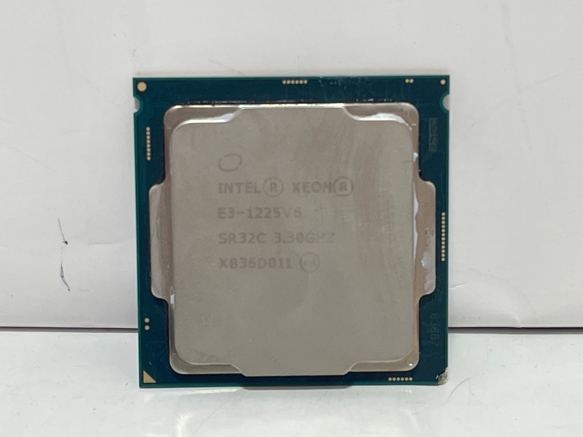 Intel(インテル) Xeon E3-1225 v6 3.30GHz