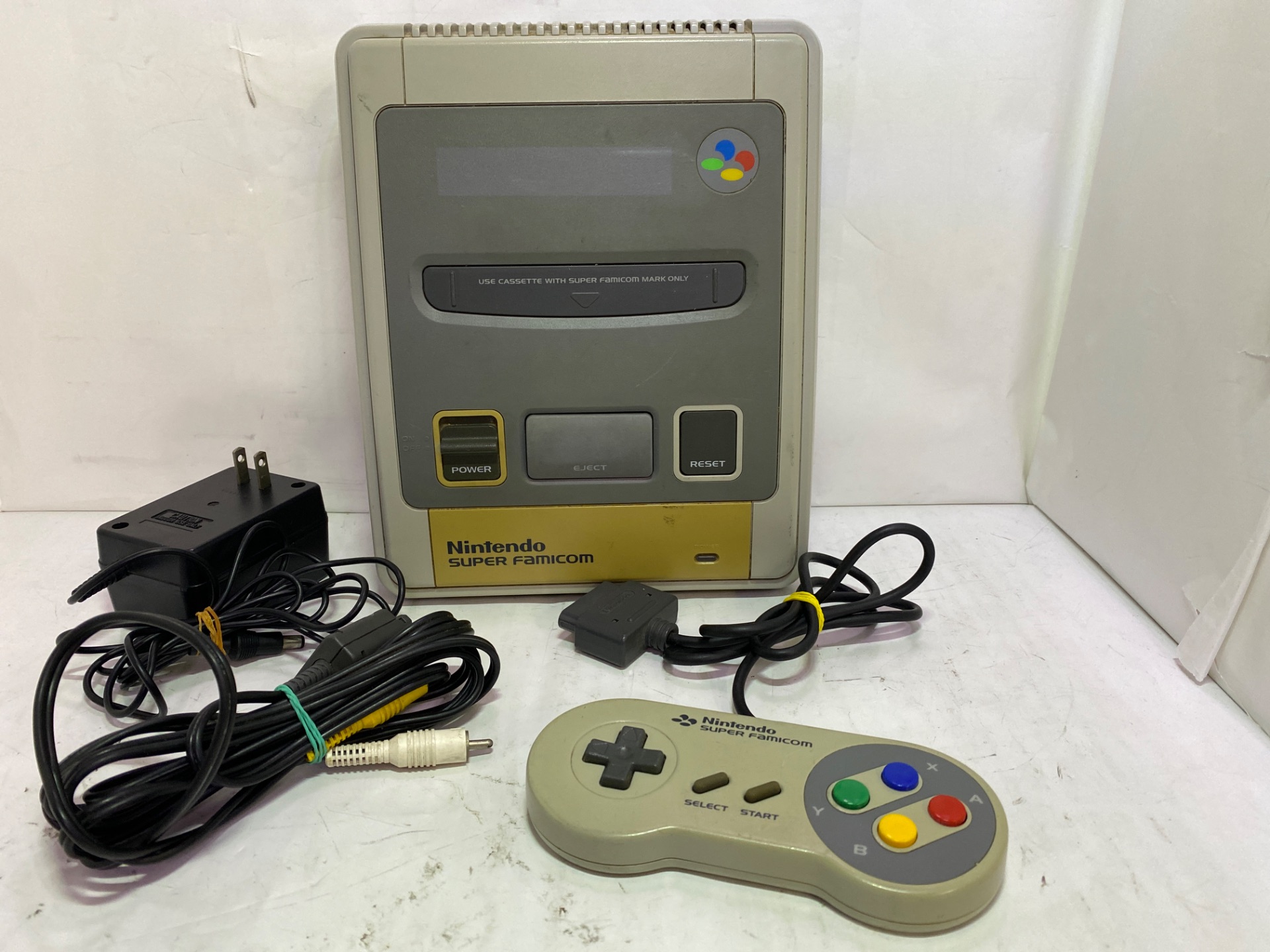 Nintendo スーパーファミコン