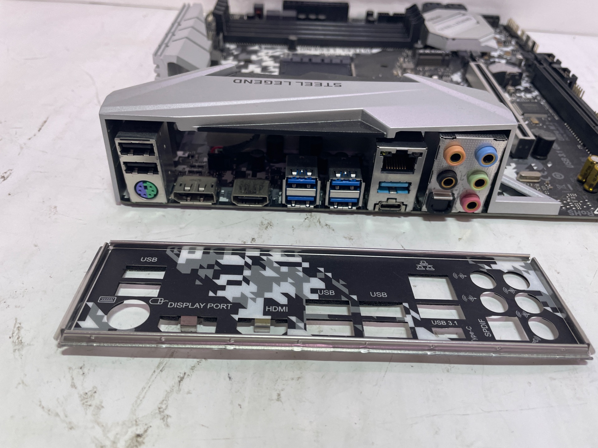 PCパーツ B450M STEEL LEGEND ASRock > B450M Steel Legend