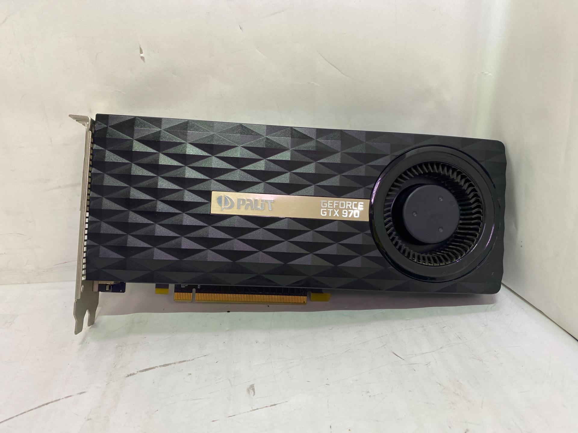 Palit GeForce GTX 970 ZT-90101-10P [PCIExp 4GB]