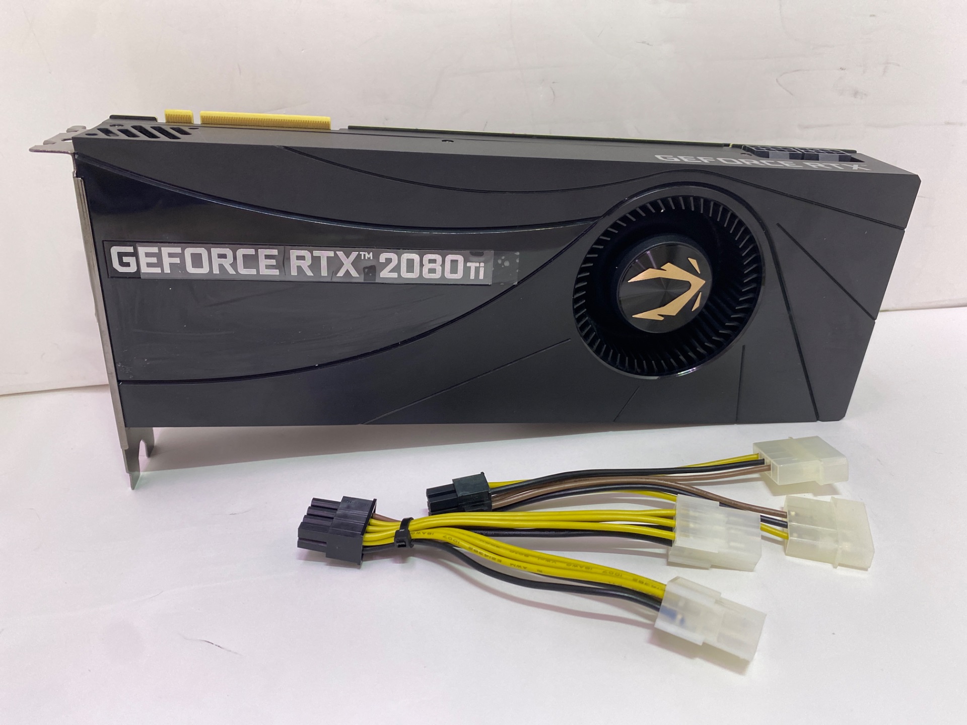 ZOTAC ZOTAC GAMING GeForce RTX 2080 Ti ZT-T20810A-10P [PCIExp 11GB]