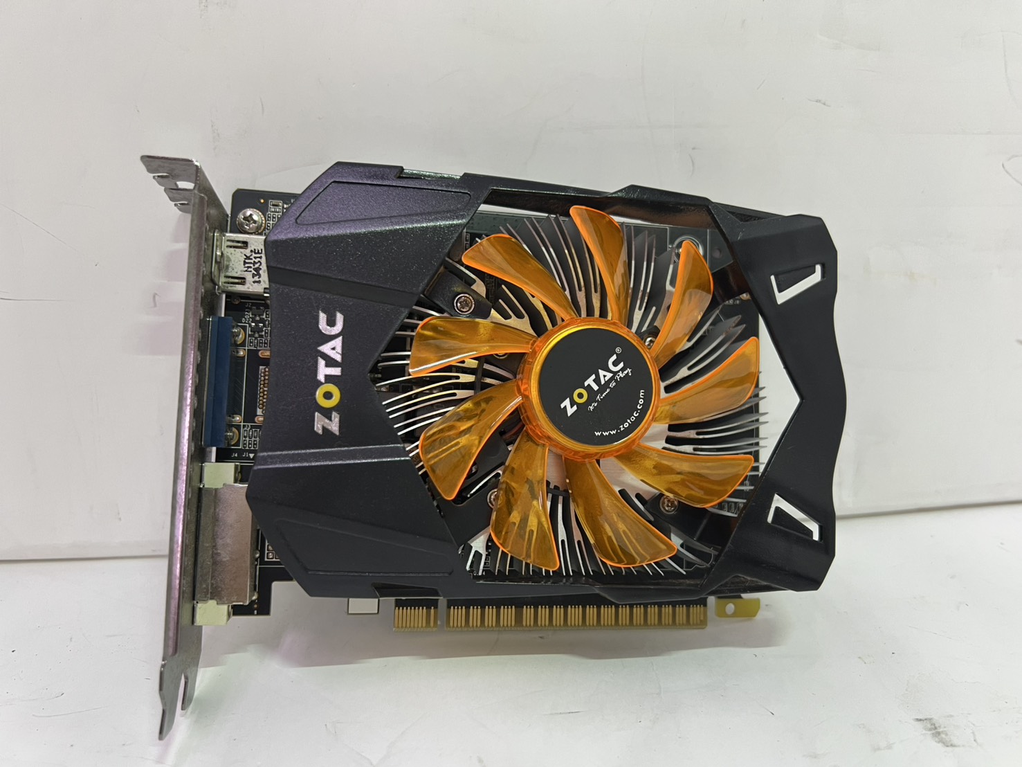 ZOTAC ZOTAC GeForce GTX 650 1GB REV2 ZT-61012-10M [PCIExp 1GB]