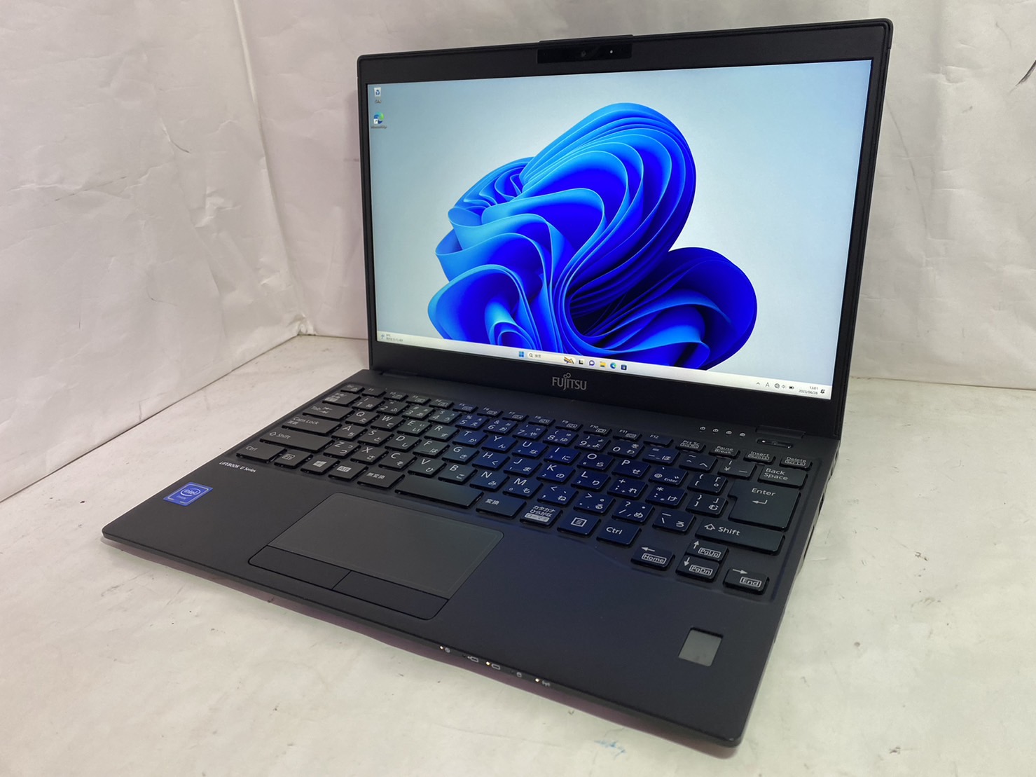 NEC VKL24X-1 i3-7100 Win11