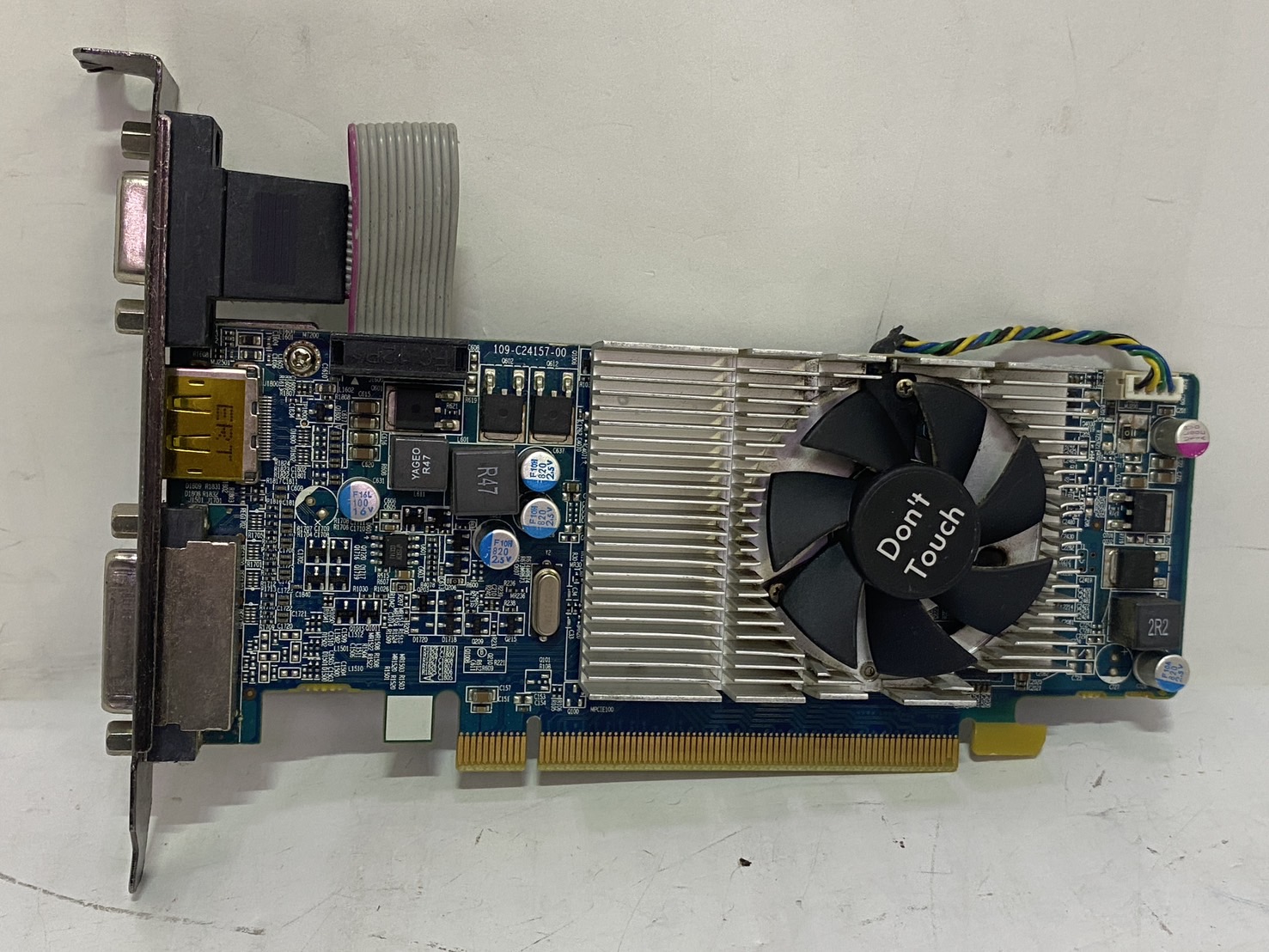  Radeon HD6570 1G DDR3 288-3E181-001FJ