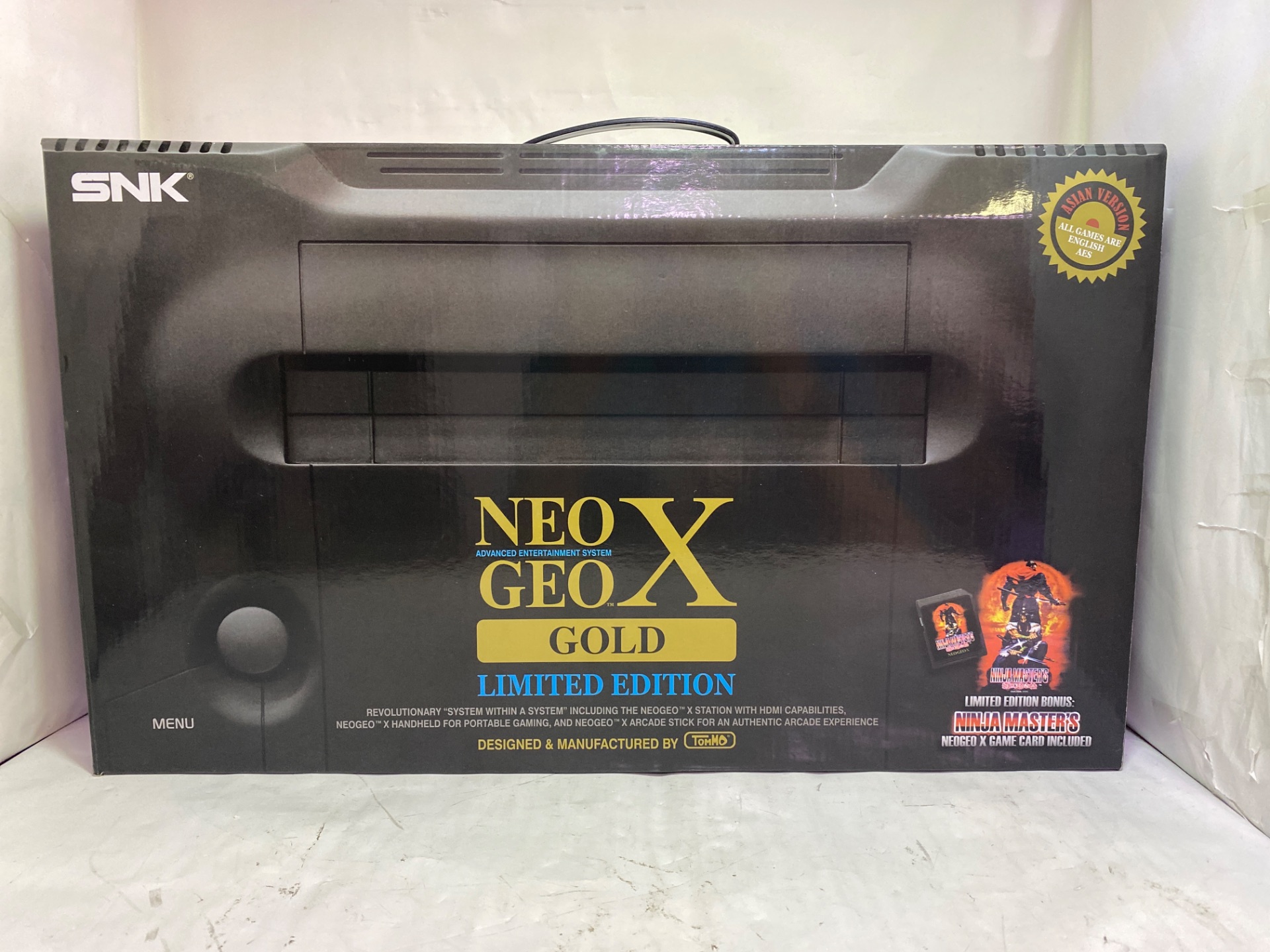  NeoGeo X Gold Limited Edition