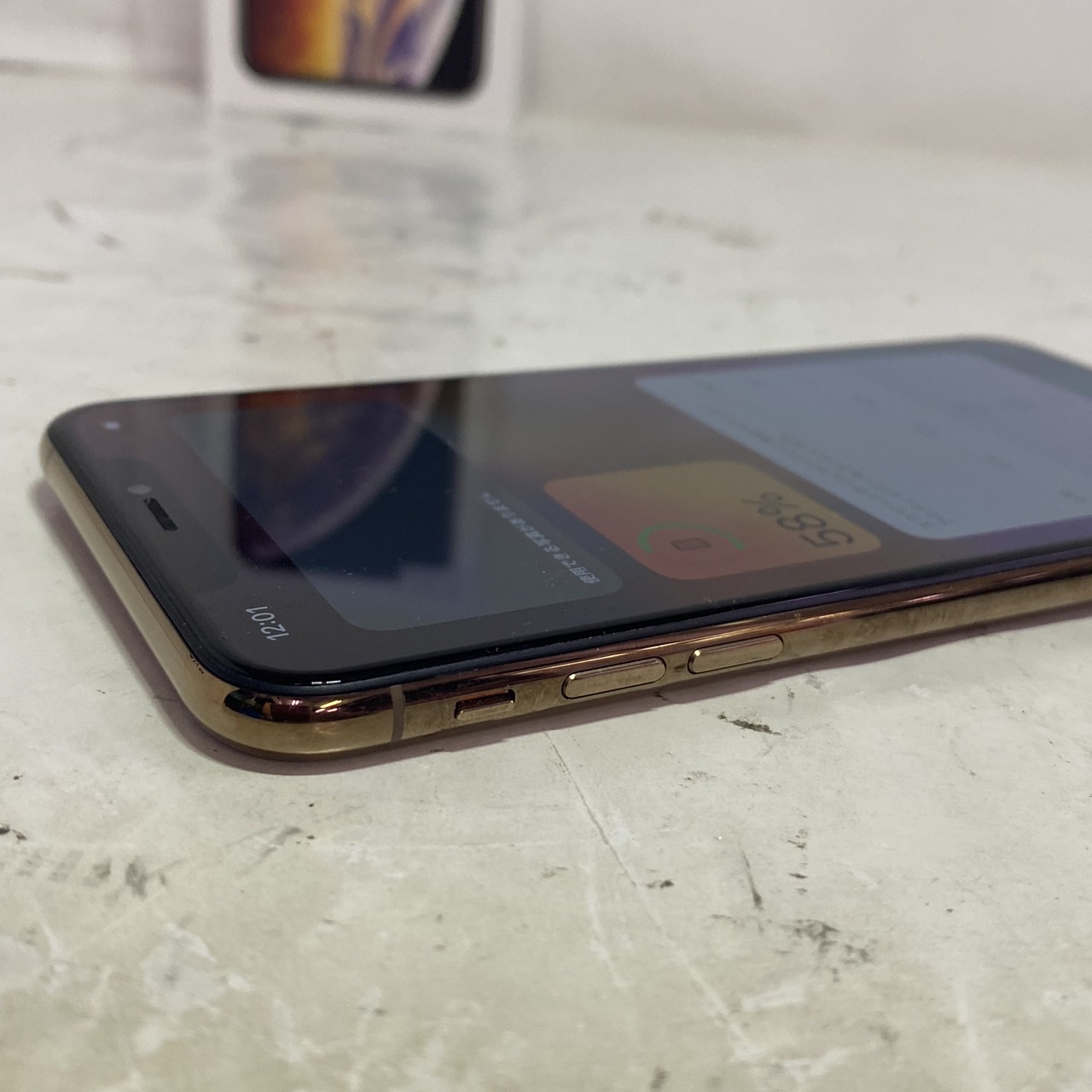 APPLE(アップル) iPhone XS Max 64GB SIMフリー [ゴールド]の激安通販