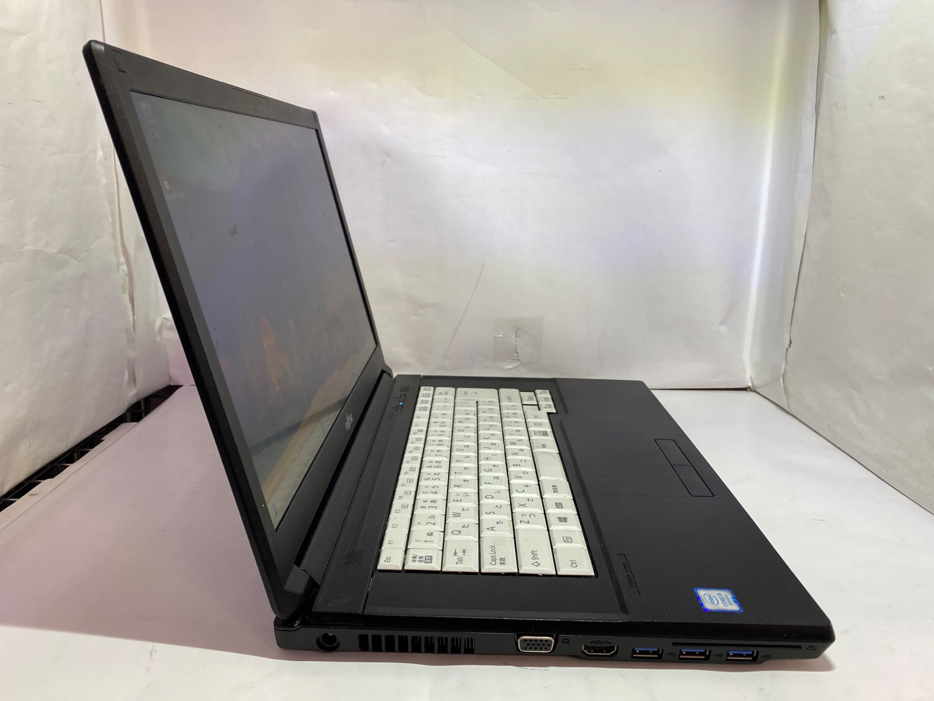 FUJITSU(富士通) LIFEBOOK A749/B (FMVA63003)