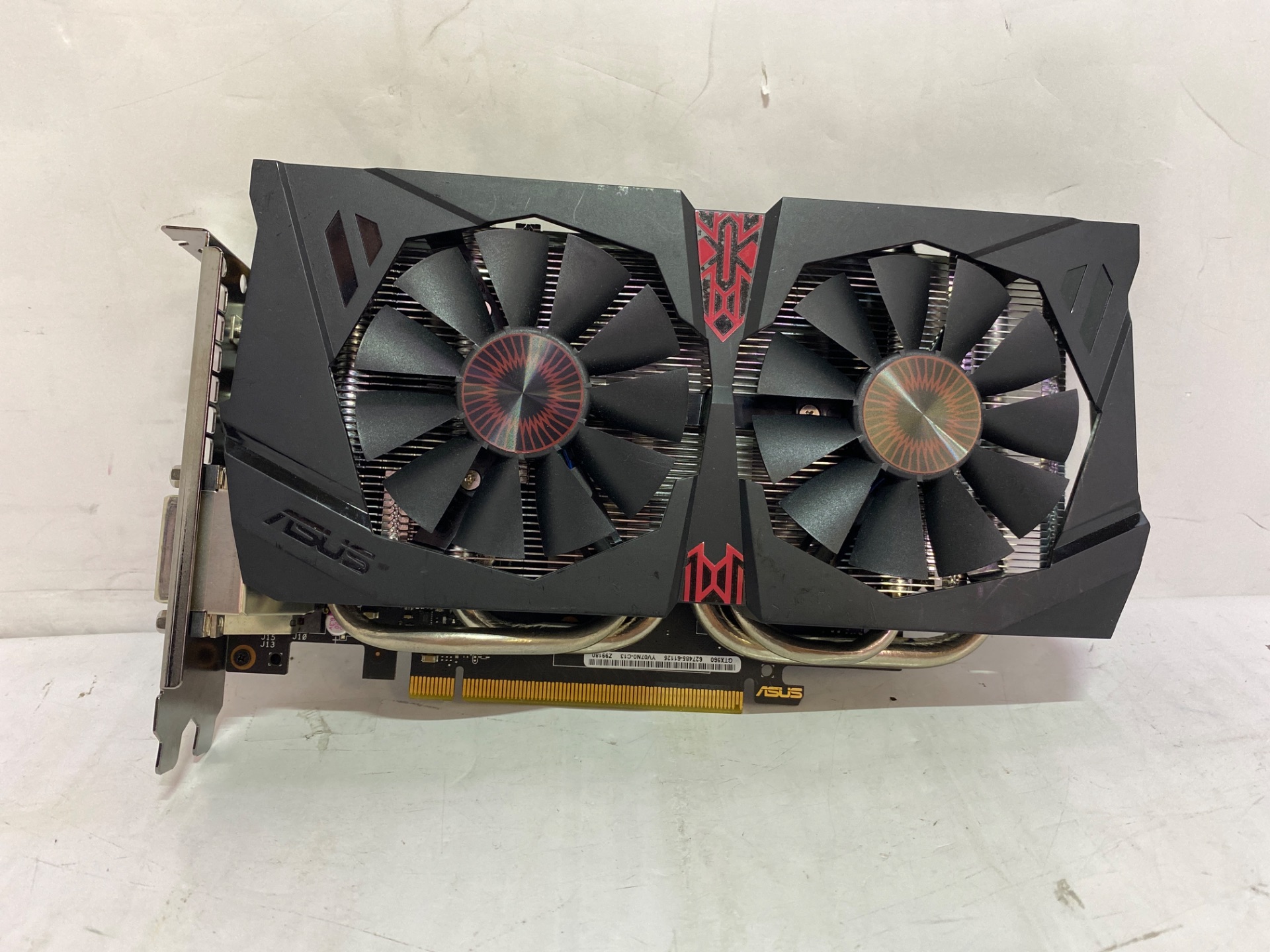 ASUS(アスース) STRIX-GTX960-DC2OC-4GD5 [PCIExp 4GB]