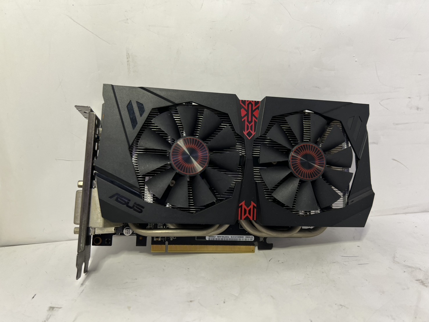 ASUS(アスース) STRIX-GTX960-DC2OC-2GD5 [PCIExp 2GB]
