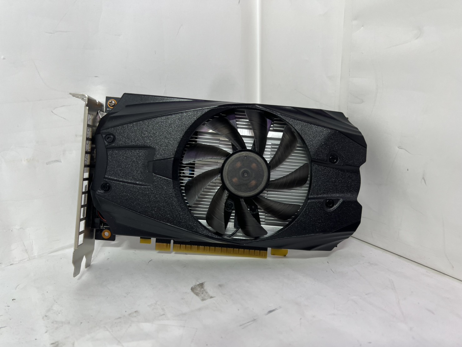  GTX1050 2GB
