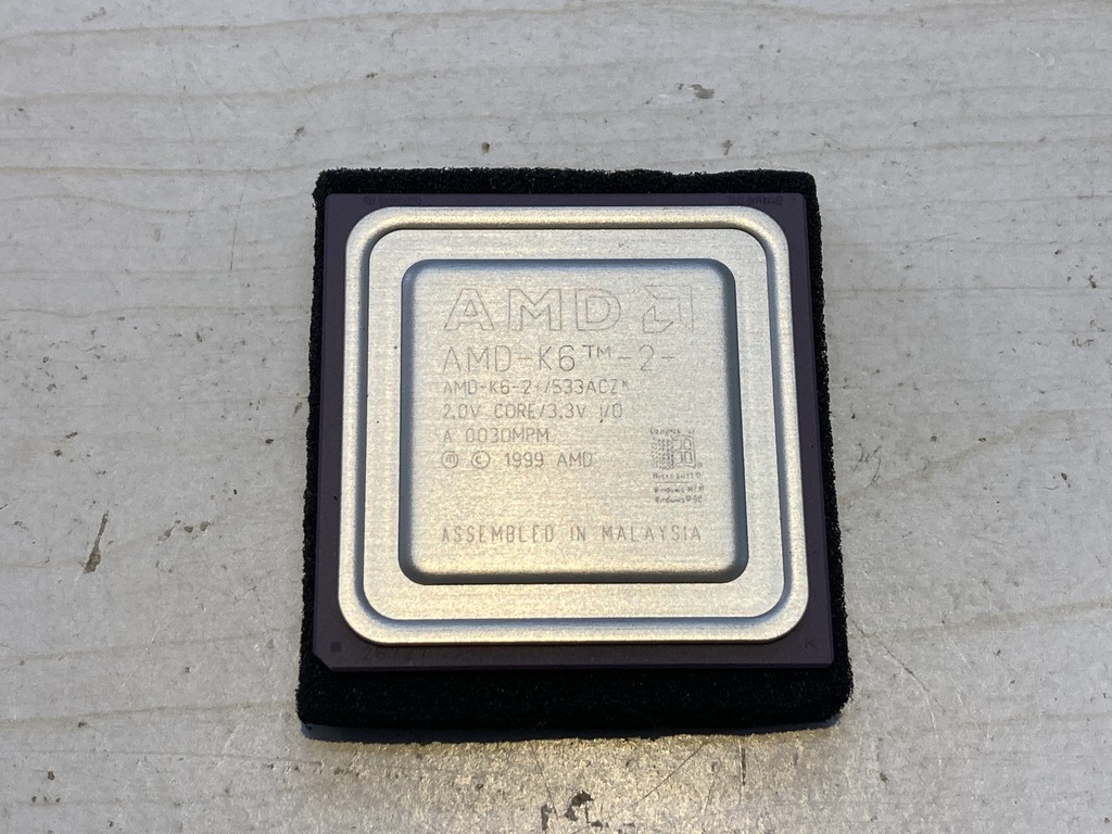 AMD(エーエムディー) AMD K6-2 533MHz