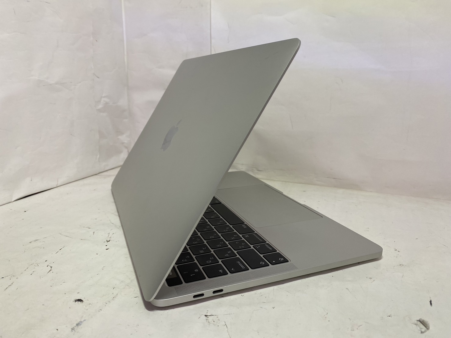 APPLE(アップル) MacBook Pro (13-inch, 2019) A2159の激安通販(詳細 ...